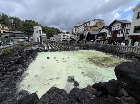 群馬県のおすすめドライブルート：【草津・万座エリア】温泉と自然を楽しむドライブコース