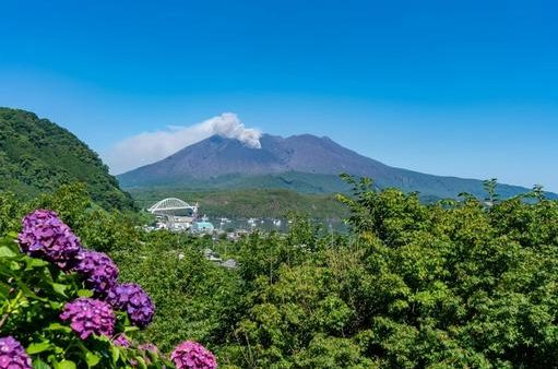 鹿児島県桜島・霧島エリア：火山と温泉を巡るドライブコース